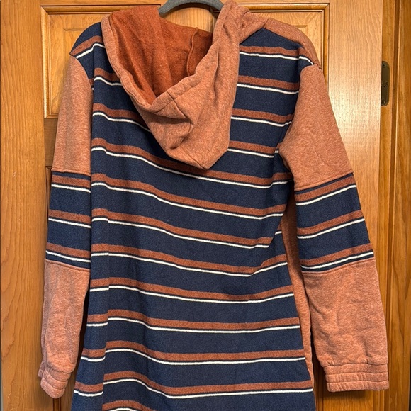 Hem & Thread Brown and Blue Hooded Sweatshirt with Striped Sleeves - Picture 3 of 3